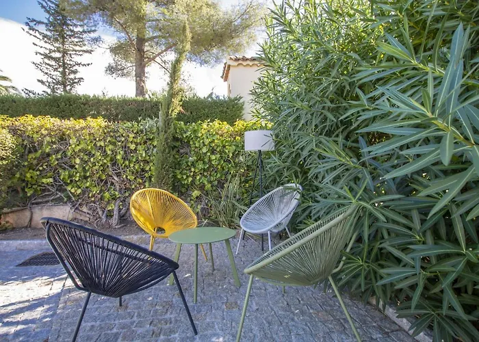 Maison Esterel In Saint-raphael Вилла Сен-Рафаэль