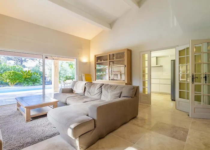 Maison Esterel In Saint-raphael Villa Saint-Raphaël